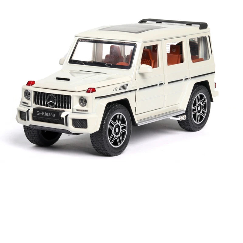 1/24 G63 G65 Alloy Pink Car Model Diecasts & Toy Metal Off-road Vehicles Model Simulation Sound and Light Collection Kids Gifts