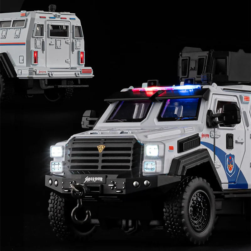 1:32 Alloy Sword Toothed Tiger Armored Vehicles Model Diecasts Metal Police Explosion Proof Car Model Sound and Light Kids Gifts