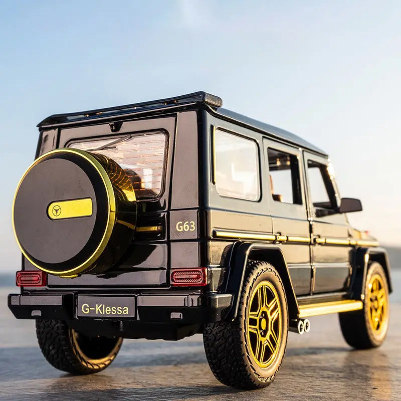 1/32 Benz G63 Zinc Alloy Car Model Simulation Metal Car Toys For Children Kids Diecasts & Toy Vehicles Off Road Car Toys Boys