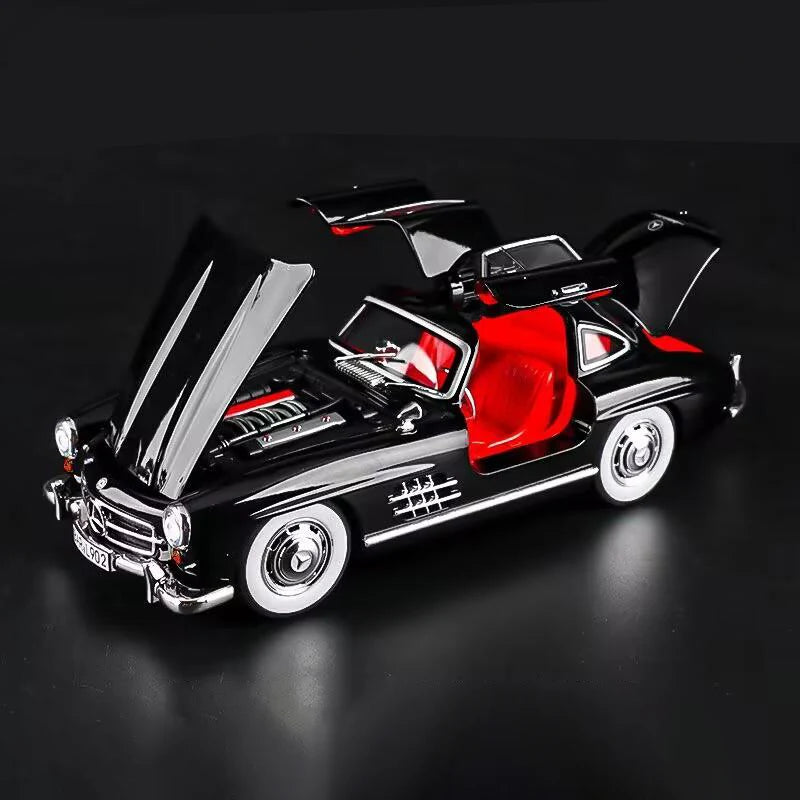 1:24 Benzs 300SL Alloy Car Model Diecasts Metal Toy Classic Vehicles Car Model Simulation Sound Light Collection Childrens Gifts