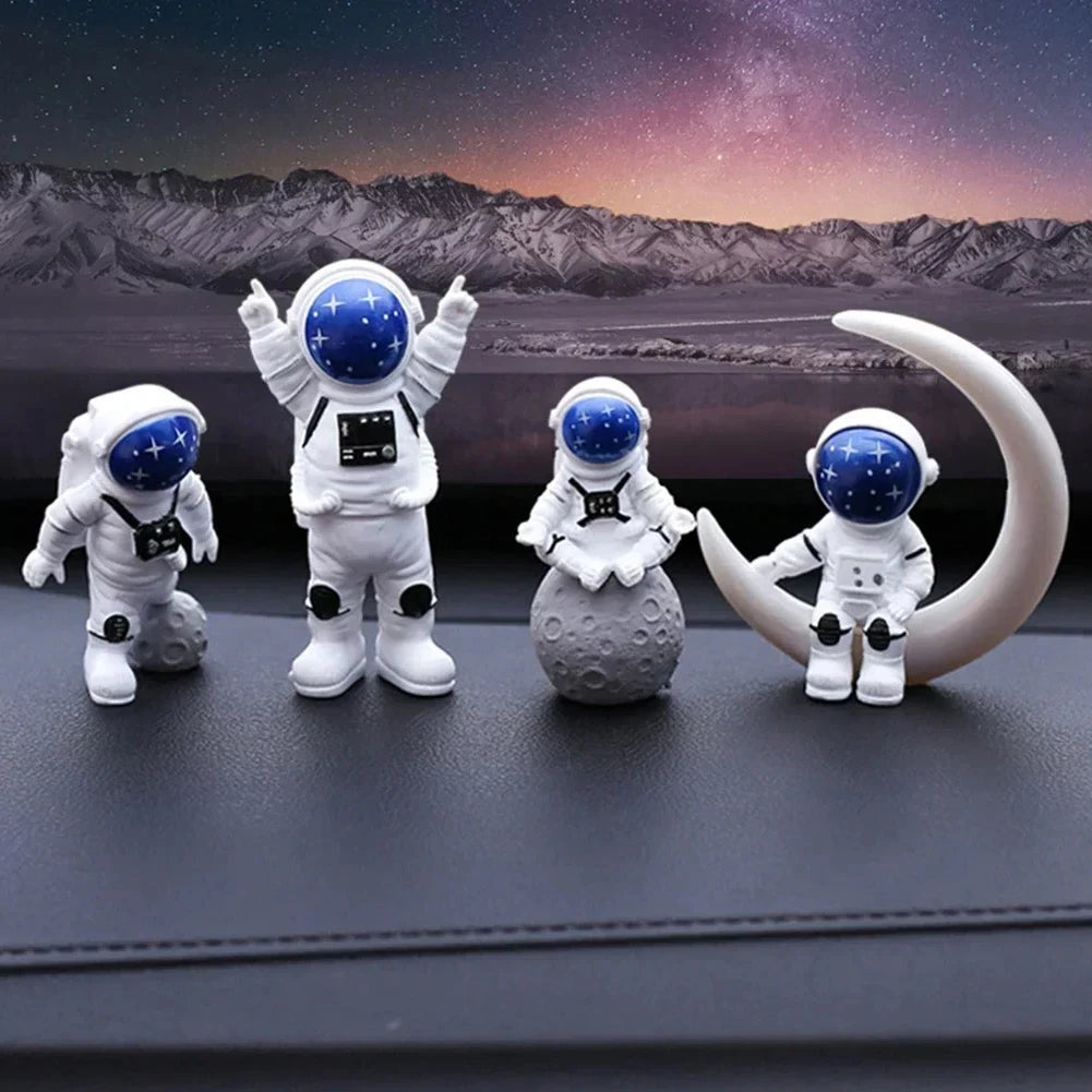 4pcs Resin Astronaut Model Figure Statue Astronaut Sculpture Educational Toy Desktop Home Decoration Model Children's Gifts