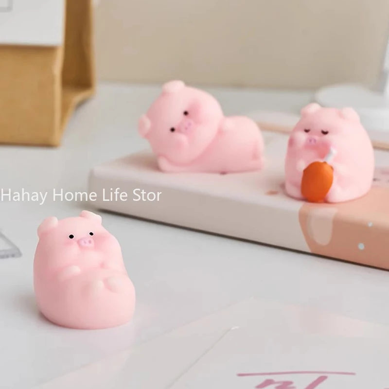 Cute Cartoon Pink Pig Figurine Miniaturas Ornament Resin Kawaii Pig Home Decor Figurines Desk Decoration Miniatures Room Decor