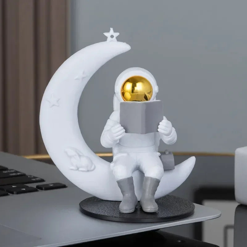 New Resin Astronaut Statue Ornament Spaceman Sculpture Desktop Home Decoration Astronaut Model Car Decoration Creative Kid Gift