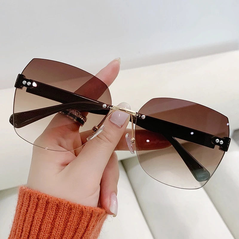 Sunglasses For Women Fashion Rimless Beach Gradient Sunglass Lady Retro Summer Sunglasses UV400