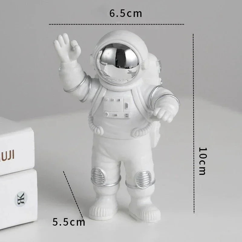 New Resin Astronaut Statue Ornament Spaceman Sculpture Desktop Home Decoration Astronaut Model Car Decoration Creative Kid Gift