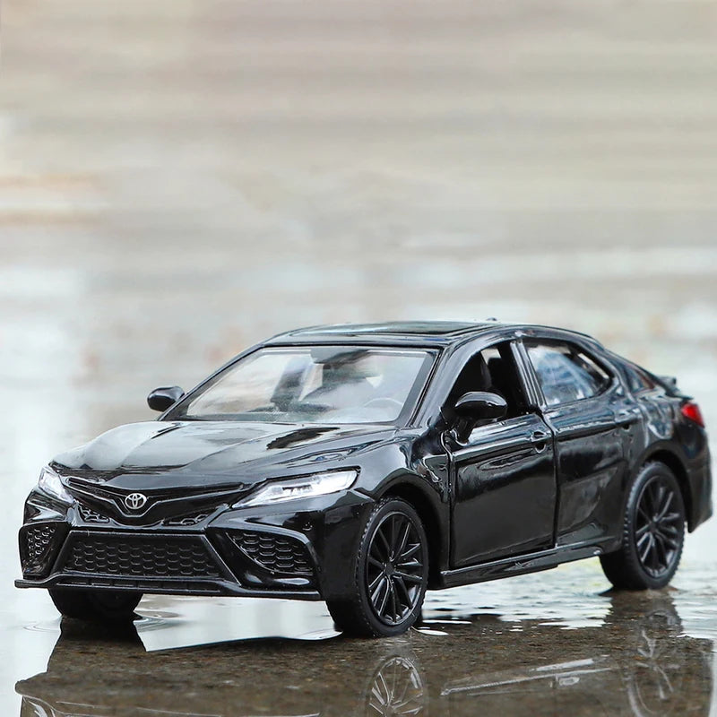 1:36 Toyota Camry Alloy Car Diecasts & Toy Vehicles Car Model Miniature Scale Model Car