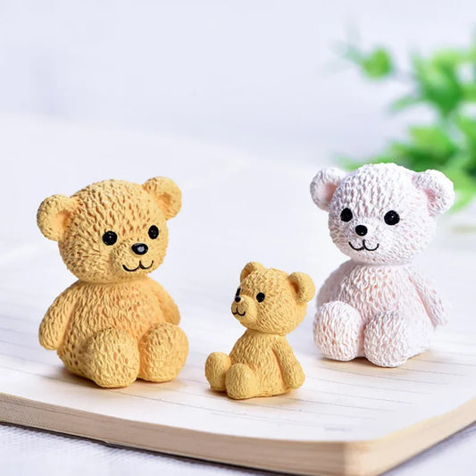 Resin Kawaii Bear Figurines Miniature Craft Fairy Garden Ornament Miniature Dollhouse Home Decoration Accessories Hot Sale