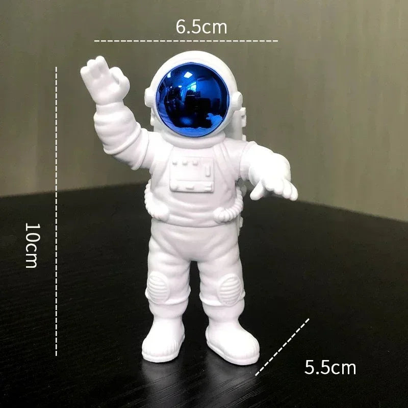 New Resin Astronaut Statue Ornament Spaceman Sculpture Desktop Home Decoration Astronaut Model Car Decoration Creative Kid Gift