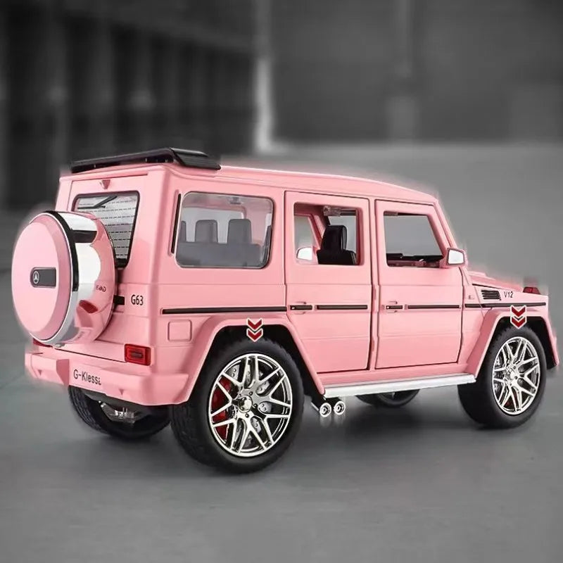 1/24 G63 G65 Alloy Car Model Diecasts & Toy Metal Off-road Vehicles Model Simulation Sound Light Collectible Childrens Gifts Toy