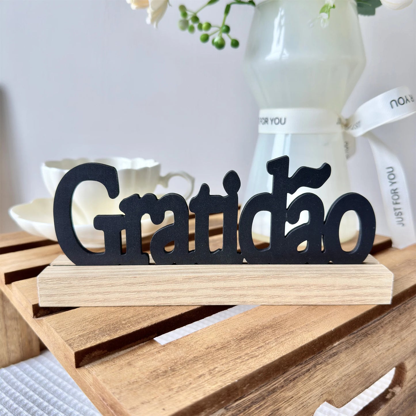 Inspirational Portuguese Wooden Table Sign - Motivational Home & Office Decor, Versatile Centerpiece For Any Room Motivational