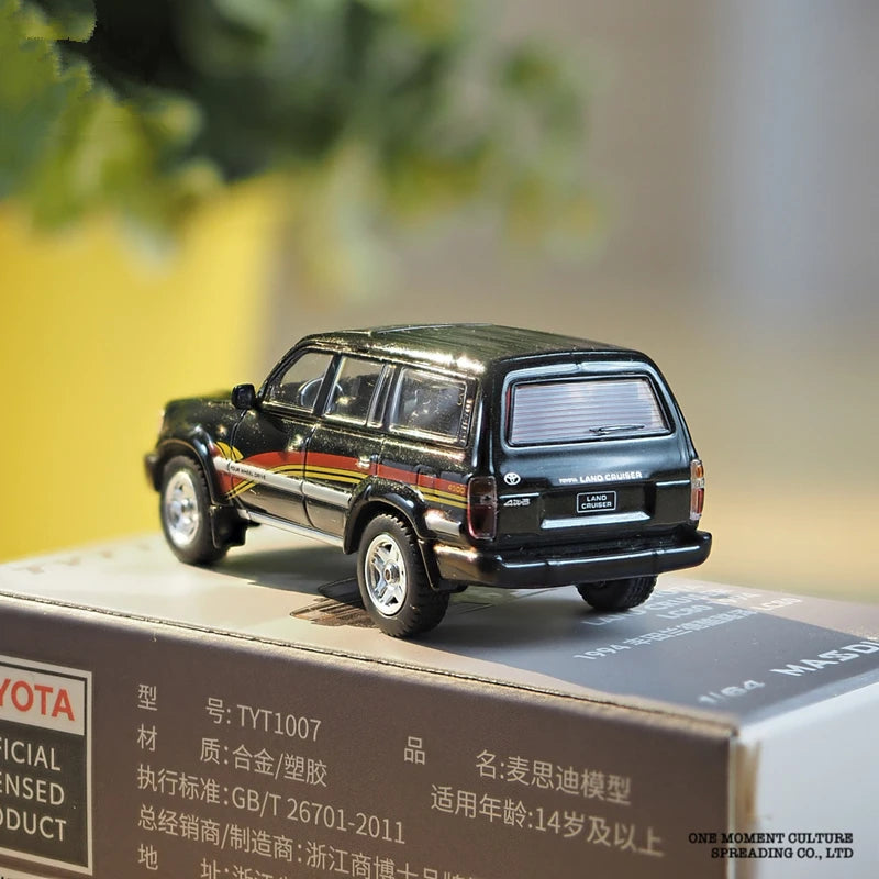 1/64 Toyota Land Cruiser LC80 LC300 Alloy Car Model Diecast Metal Toy Mini Car Vehicle Model Simulation Children Gift Decoration