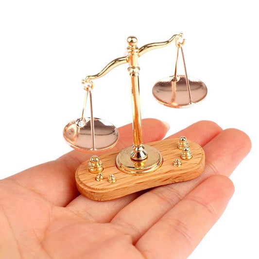 New 1Pc 1/12 Doll House Miniature Accessories Mini Balance Scale Model Toy Decorative Model Toy for Decor Accessories