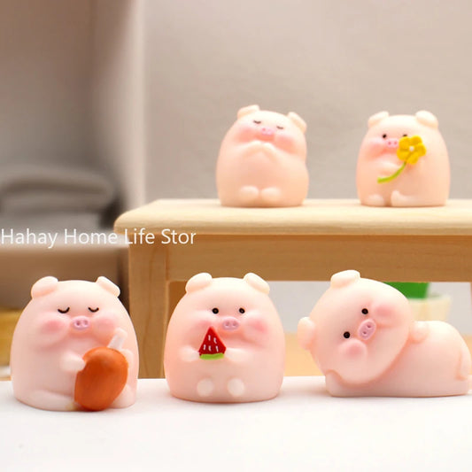 Cute Cartoon Pink Pig Figurine Miniaturas Ornament Resin Kawaii Pig Home Decor Figurines Desk Decoration Miniatures Room Decor