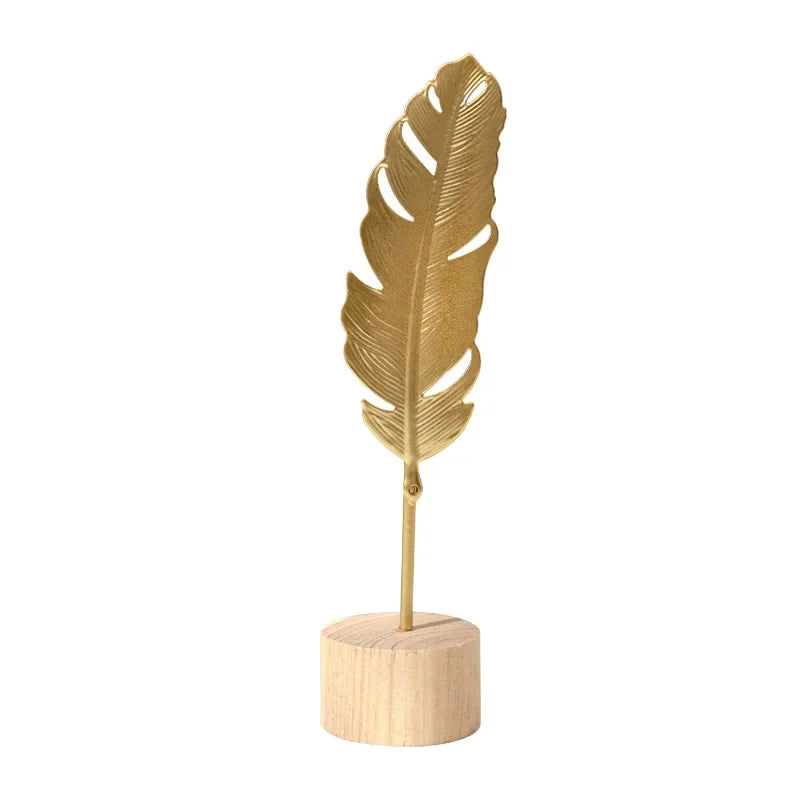 1pcs Golden Ginkgo Leaf Feather Metal Model Figurines Manual Desktop Crafts Ornaments Photo Props Statues Sculptures Home Decor