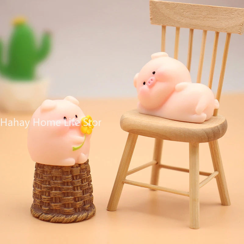 Cute Cartoon Pink Pig Figurine Miniaturas Ornament Resin Kawaii Pig Home Decor Figurines Desk Decoration Miniatures Room Decor