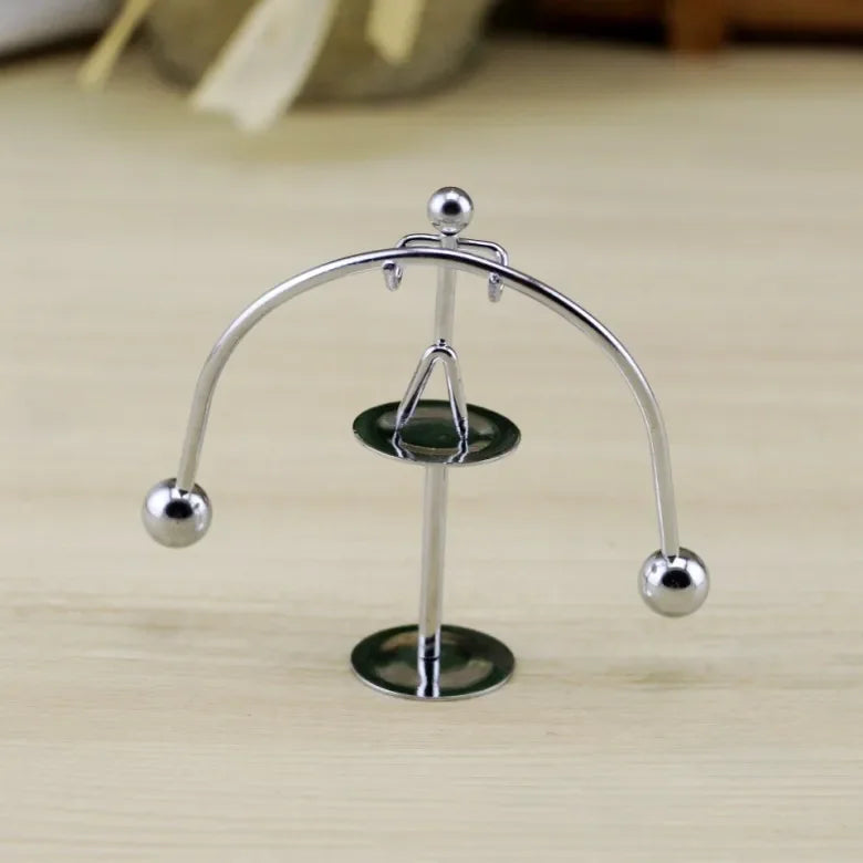 Modern Perpetual Motion Machine Newton's Pendulum Model Newton Cradle Balance Ball Decor Interesting Office Tabletop Home Decor