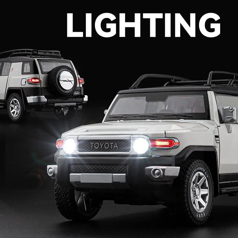 1:24 TOYOTA FJ Cruiser Alloy Car Model Diecast & Toy Metal Off-road Vehicles Car Model Sound and Light Simulation Childrens Gift