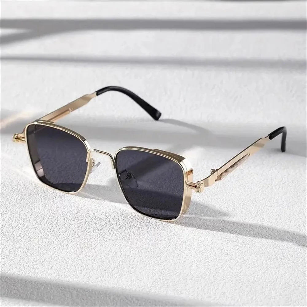 New Vintage Steampunk Square Metal Frame Sunglasses with Spring Hinges Retro Fashion Men Women Classic Driving Sun Glasses UV400