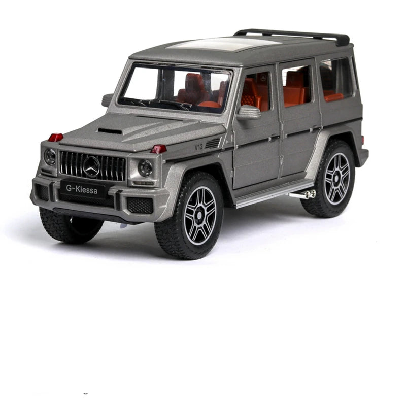 1/24 G63 G65 Alloy Car Model Diecasts & Toy Metal Off-road Vehicles Model Simulation Sound Light Collectible Childrens Gifts Toy