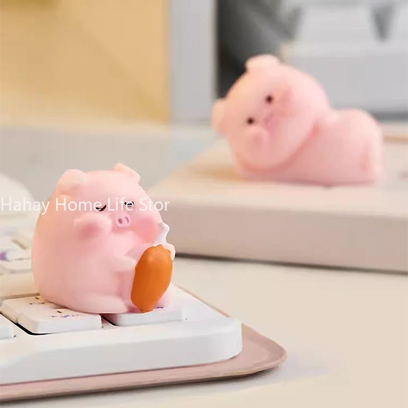 Cute Cartoon Pink Pig Figurine Miniaturas Ornament Resin Kawaii Pig Home Decor Figurines Desk Decoration Miniatures Room Decor