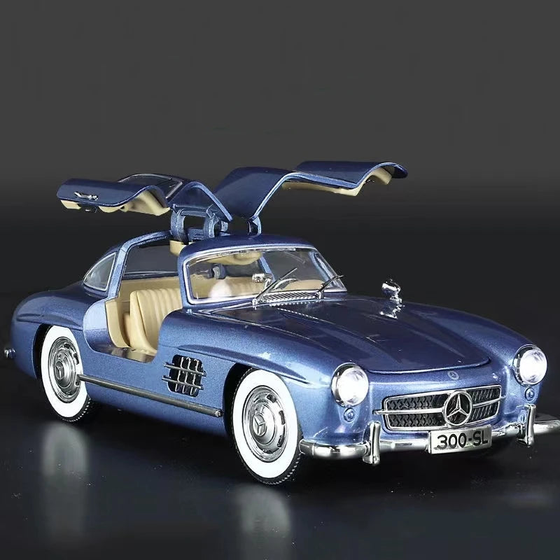 1:24 Scale Car Model Mercedes Benz 300SL Alloy car Model Classic Vintage Diecast Metal Sound Light Collecties Childrens Toy Gift