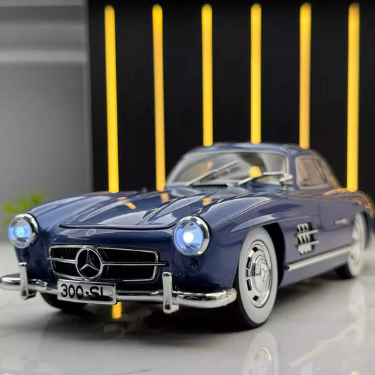 1:24 Mercedes-Benz 300SL 1936 Alloy Model Car Toy Diecasts Metal Casting Sound and Light Car Toys For Children Vehicle