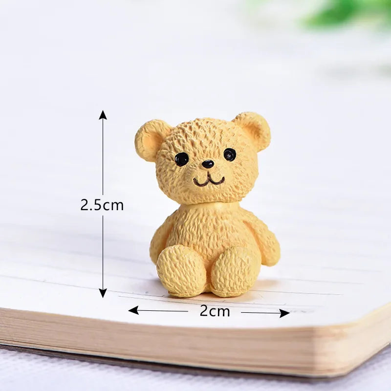 Resin Kawaii Bear Figurines Miniature Craft Fairy Garden Ornament Miniature Dollhouse Home Decoration Accessories Hot Sale