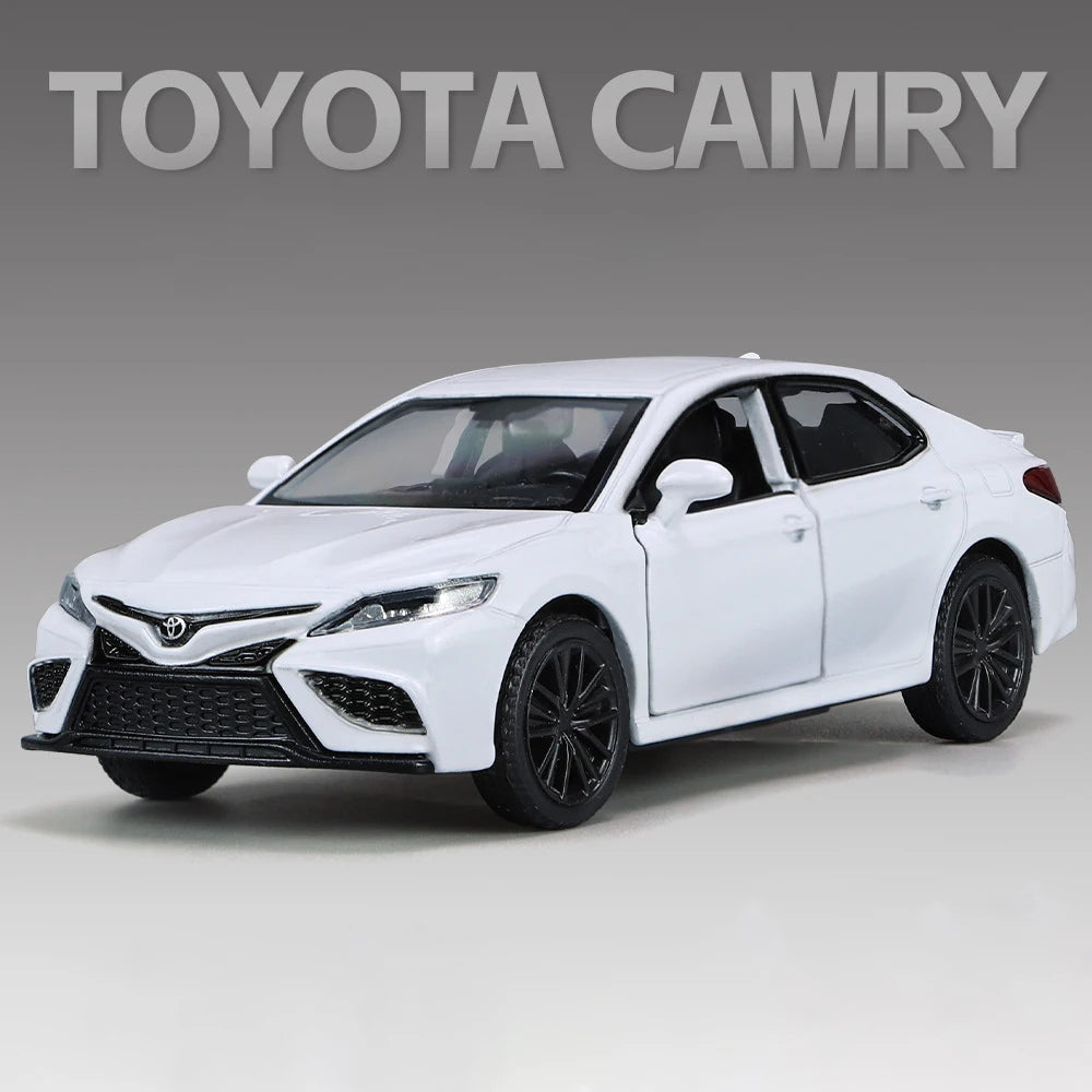 1:36 Toyota Camry Alloy Car Diecasts & Toy Vehicles Car Model Miniature Scale Model Car