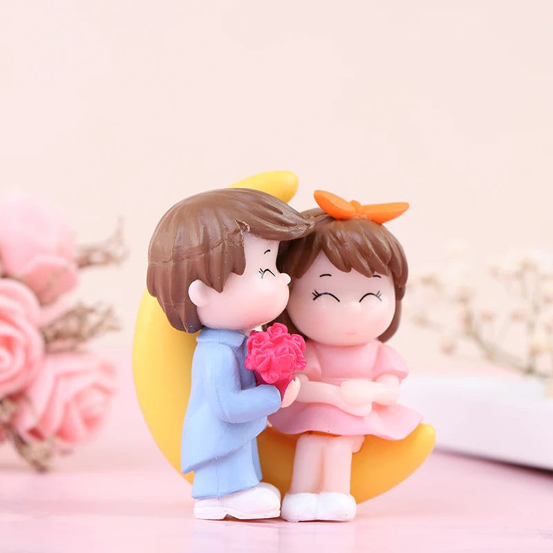 Mini Cute Figurines Couple lover Miniature Wedding Gift Miniature Landscape Ornaments Fairy Garden Bonsai DollHouse Decorations