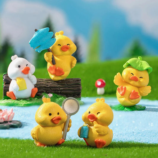 Random Random 1PC Micro Landscape Cute Little Yellow Duck Animal Figure Blind Box Landscaping Decoration Desktop Small Ornaments