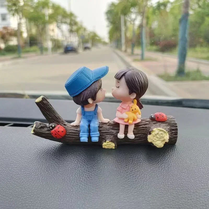 Anime Car Interior Decoration Cute Kissing Couple Action Figure Auto Dashboard Decoration for Car Accessories Interior Woman