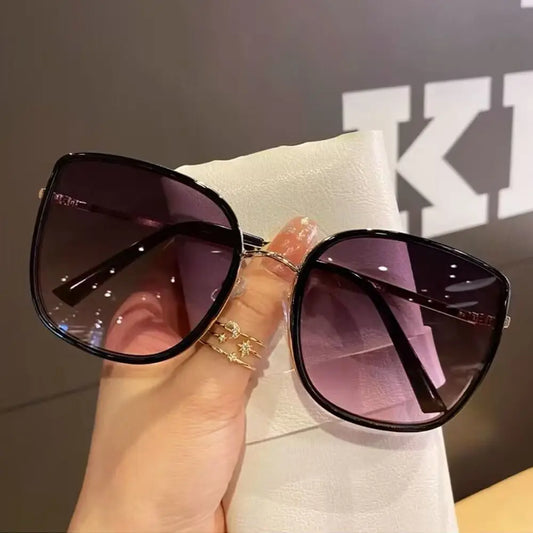 Square Oversized Sunglasses Vintage Beach Travel UV400 Lens Streetwear Shades Metal Frame Sun Glasses for Women